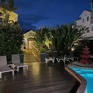 3* Locanda Douglas House